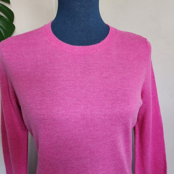 Talbots Barbie Pink Sweater Tulip Sleeve And Button Accent - Picture 3 of 9
